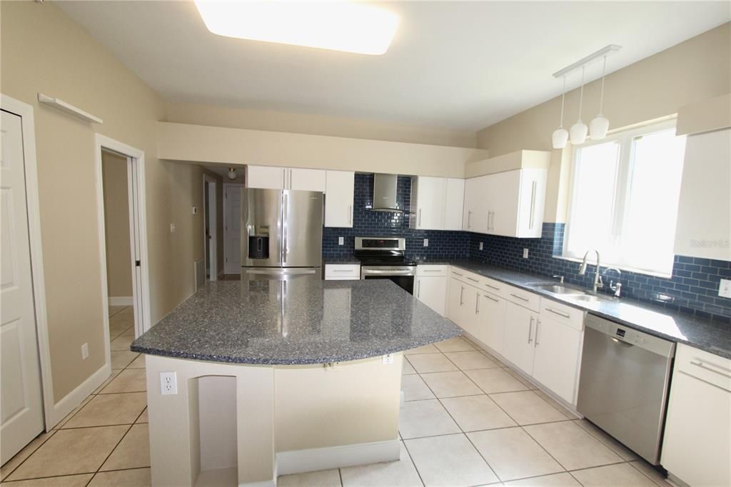 Interior, Kitchen, Pendant Lights, Stainless Steel Appliances