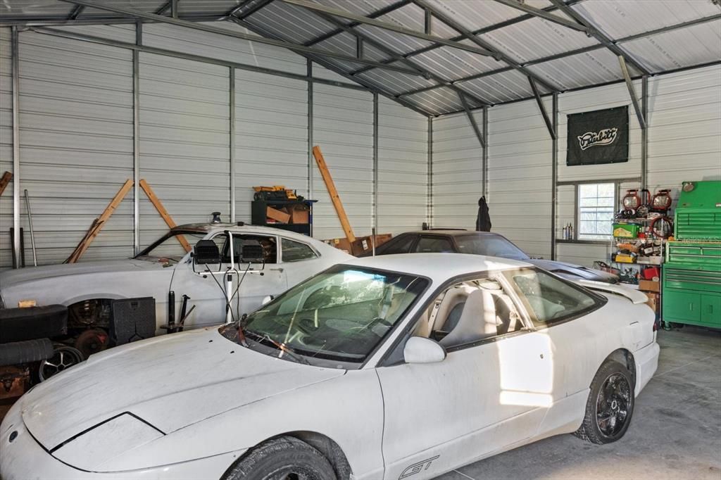 Garage, Interior
