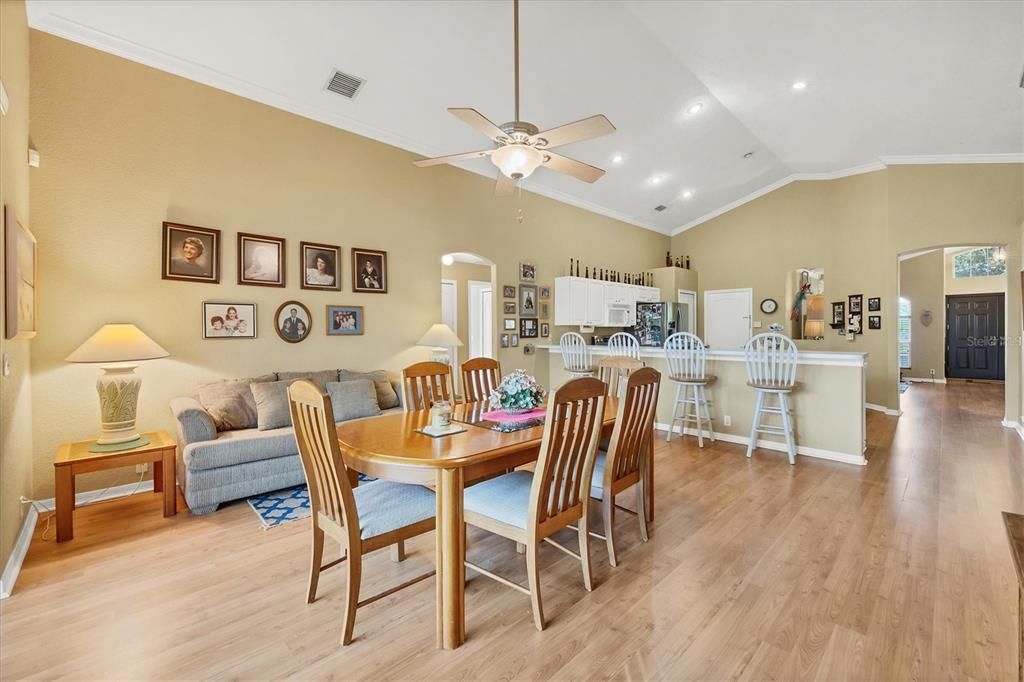 Dining room, Interior, Kitchen, Recessed Lighting, Wood Texture Flooring