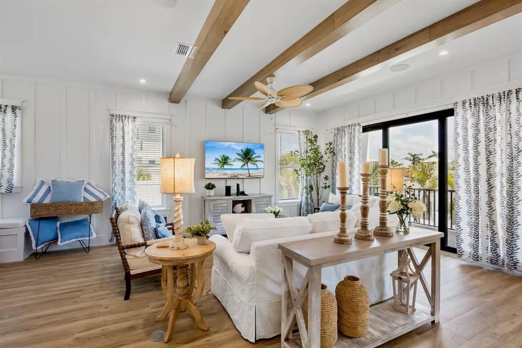 Interior, Living room, Recessed Lighting, Wooden Beams, Wood Texture Flooring