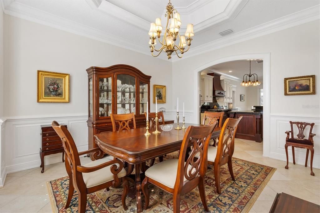 Chandelier, Dining room, Interior, Kitchen, Recessed Lighting