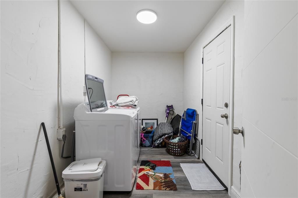 Interior, Recessed Lighting, Washer