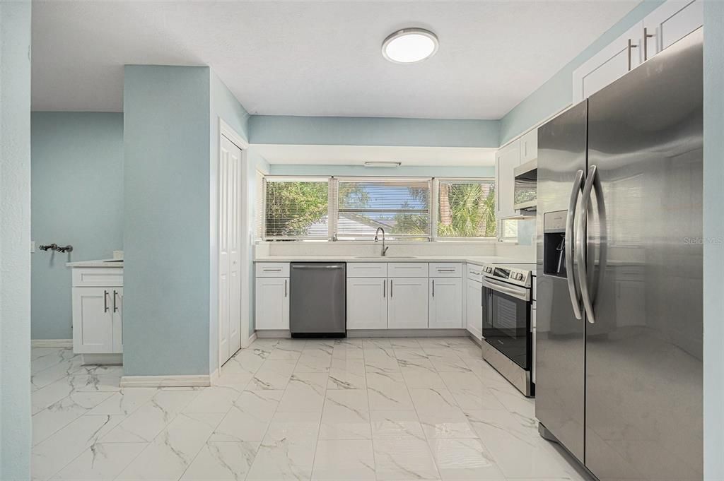Interior, Kitchen, Marble, Stainless Steel Appliances