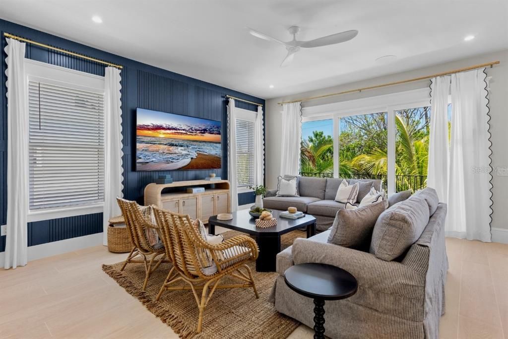 Interior, Living room, Recessed Lighting, Wood Texture Flooring