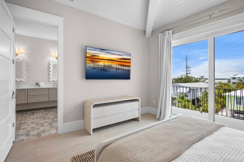 Bathroom, Bedroom, Interior