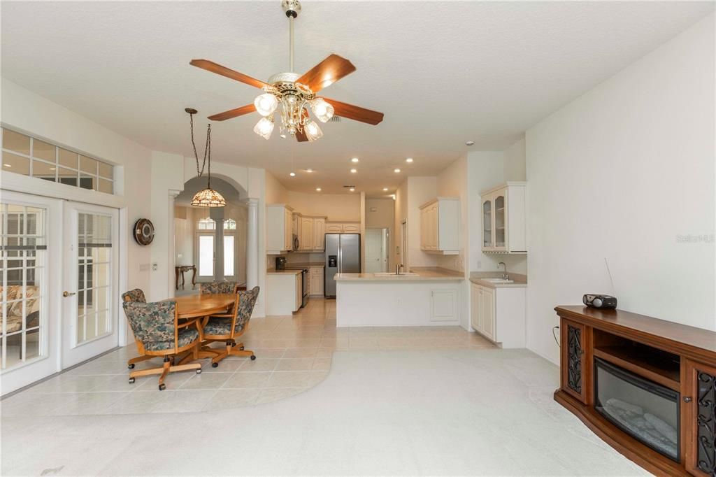 Dining room, Interior, Kitchen, Pendant Lights, Recessed Lighting