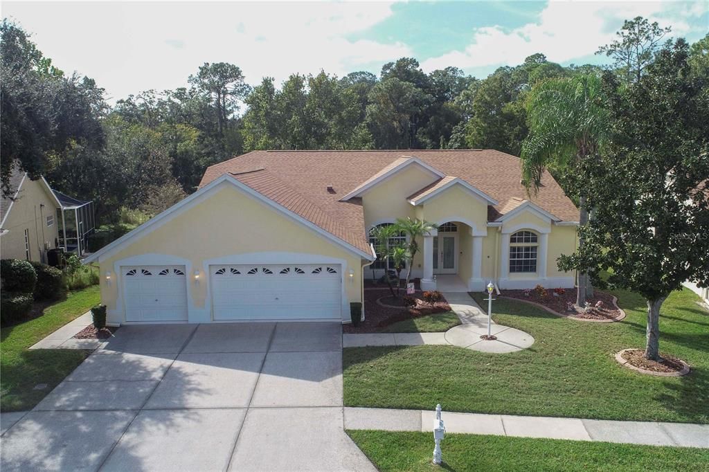 Attached, Exterior, Facade, Ranch