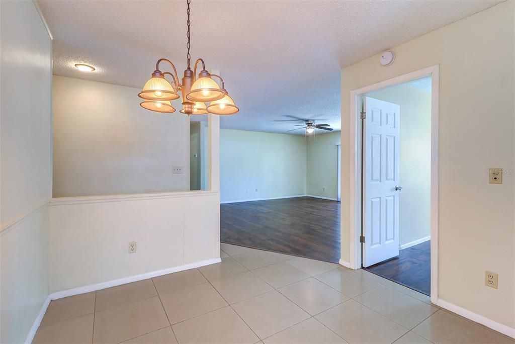 Chandelier, Empty room, Interior, Recessed Lighting, Wood Texture Flooring