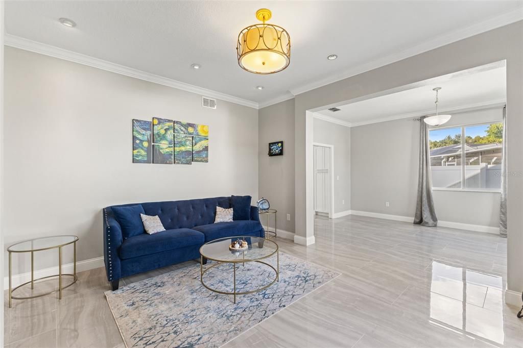 Interior, Living room, Pendant Lights, Recessed Lighting