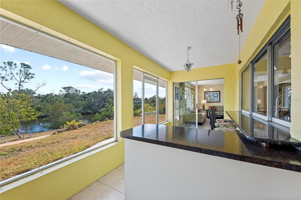 Interior, Sun Room, Water