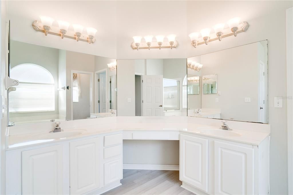 Bathroom, Dual Sink Vanities, Interior, Wood Texture Flooring