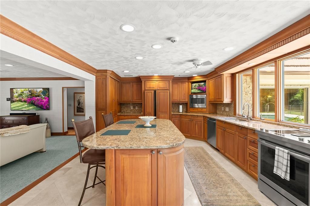 Dining room, Interior, Kitchen, Recessed Lighting