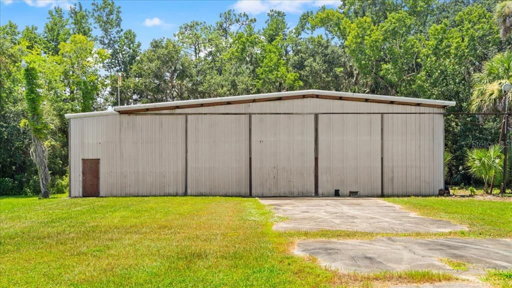 Detached Garage, Exterior
