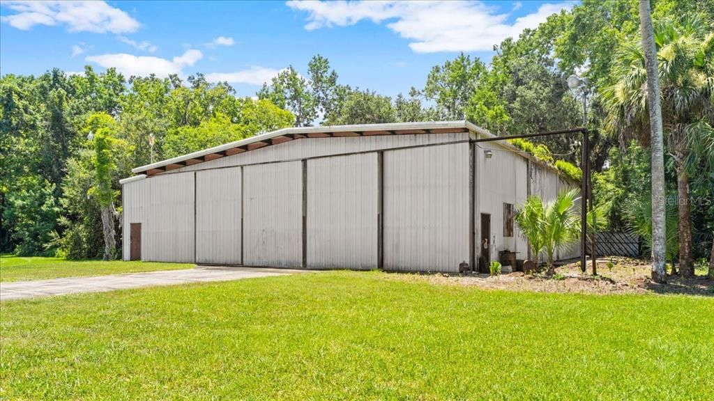 Detached Garage, Exterior