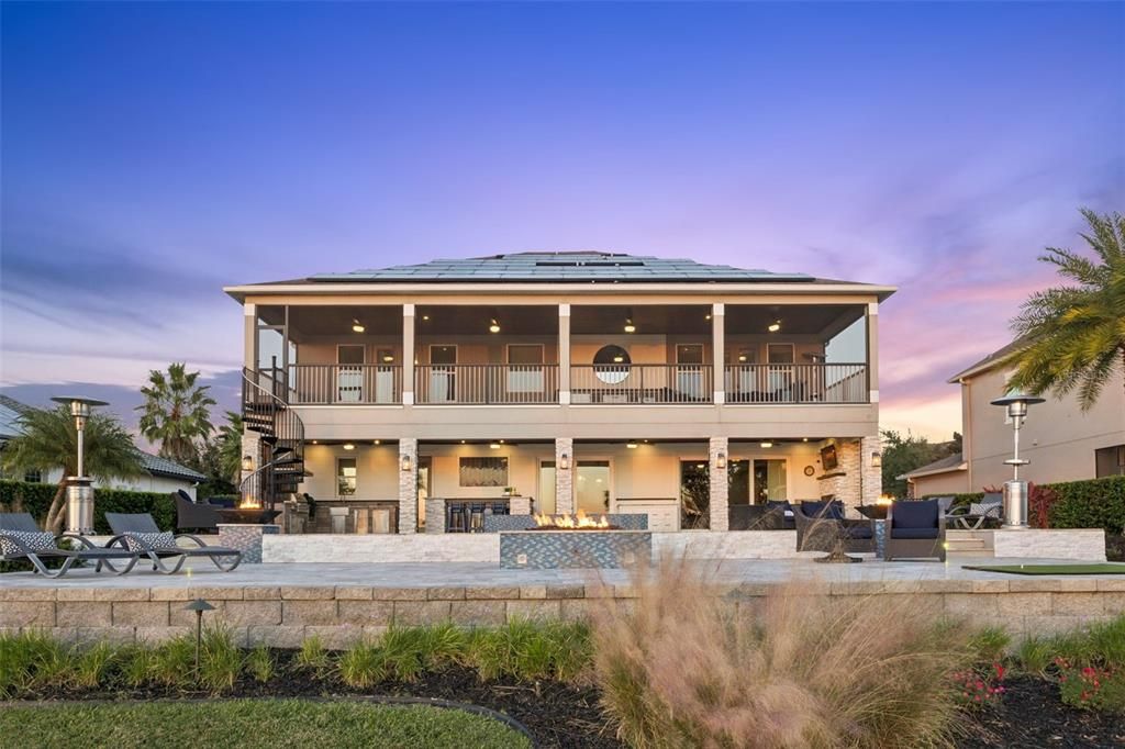 Exterior, Facade, Pool, Solar Panels, Modern