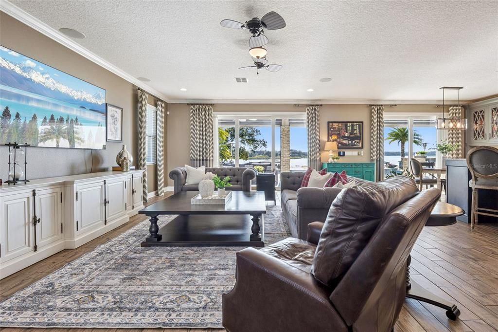Chandelier, Dining room, Interior, Living room, Pendant Lights, Recessed Lighting, Wood Texture Flooring