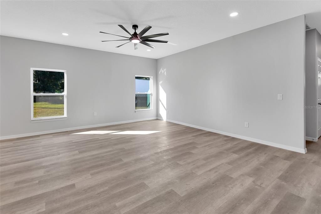 Empty room, Interior, Recessed Lighting, Wood Texture Flooring