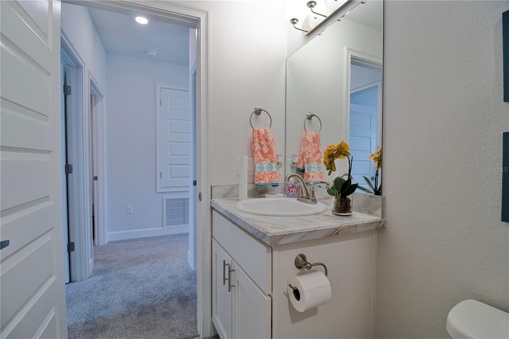 Bathroom, Dual Sink Vanities, Interior, Recessed Lighting