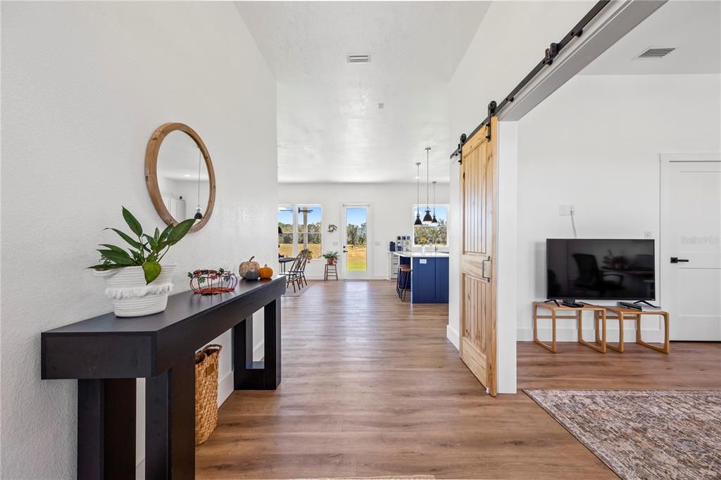 Interior, Pendant Lights, Wood Texture Flooring