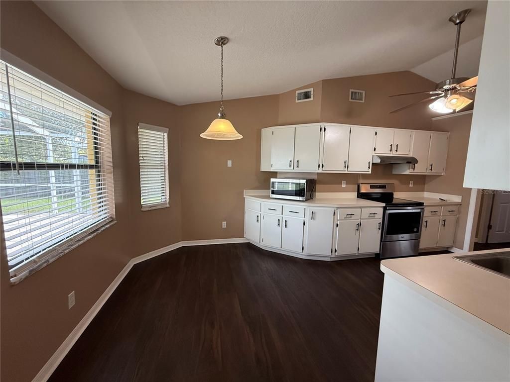Interior, Kitchen, Pendant Lights, Wood Texture Flooring