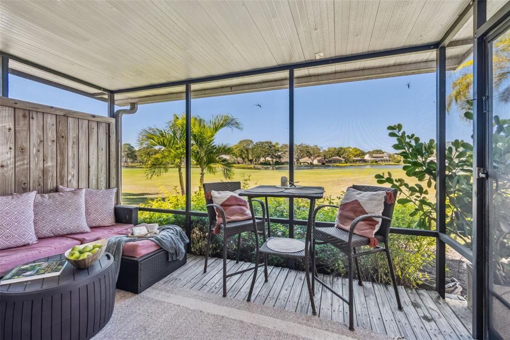 Interior, Sun Room, Water