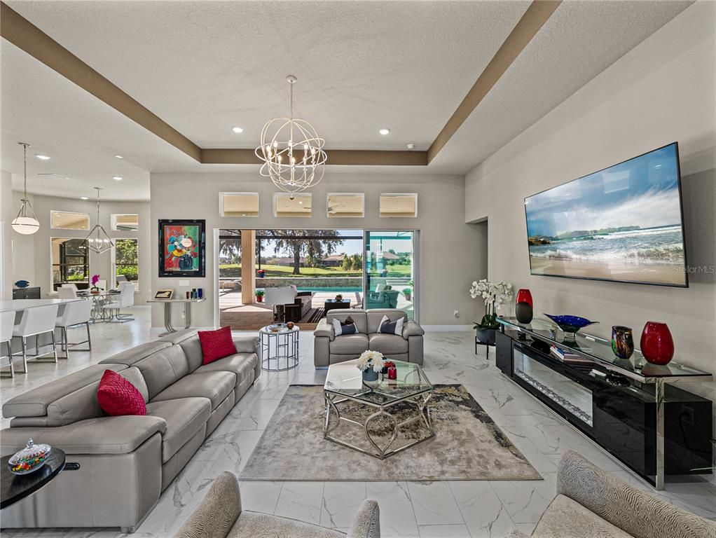 Dining room, Interior, Living room, Marble, Pendant Lights, Recessed Lighting
