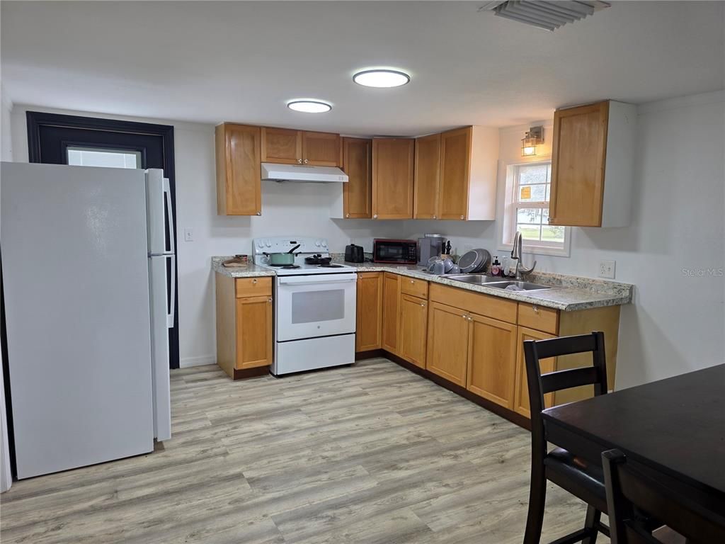 Interior, Kitchen, Recessed Lighting, Wood Texture Flooring