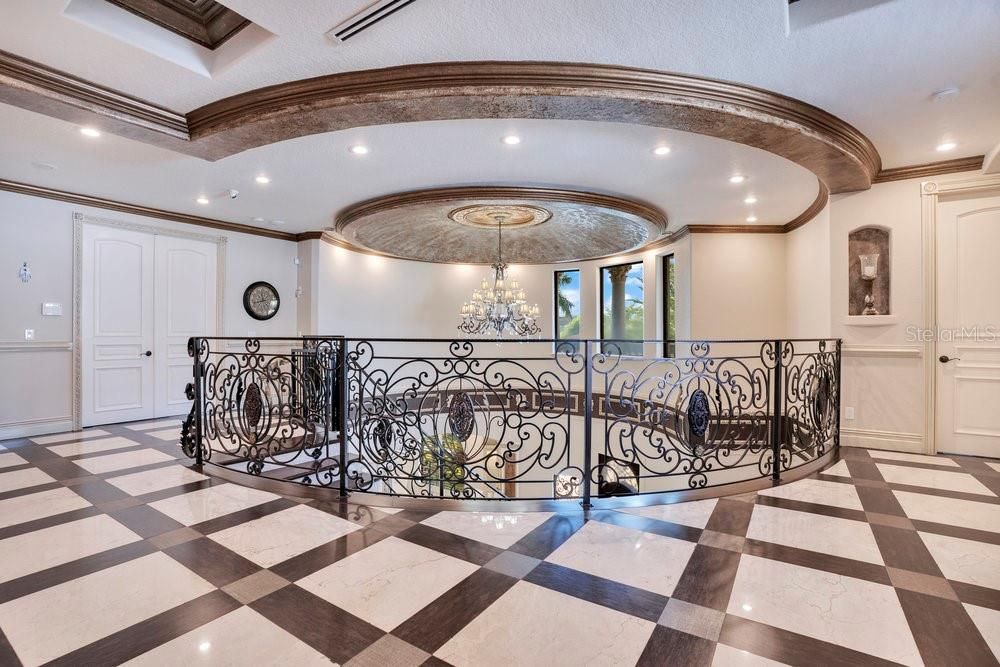 Chandelier, Interior, Recessed Lighting