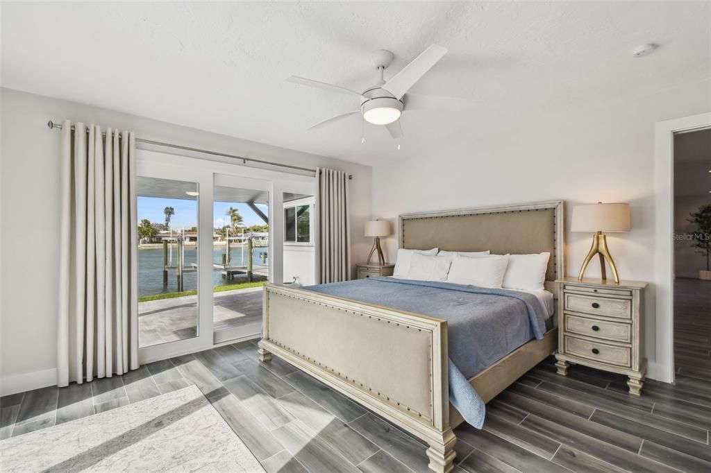 Bedroom, Interior, Water, Wood Texture Flooring
