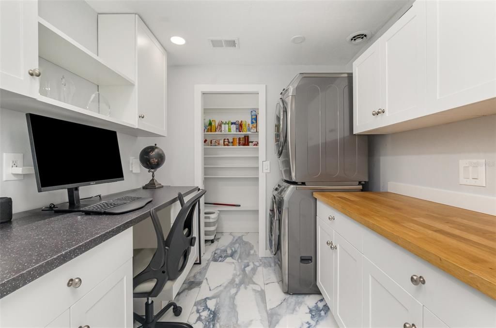 Home Office, Interior, Marble, Recessed Lighting