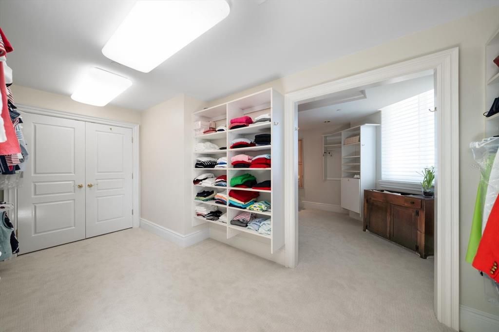 Interior, Walk-in Closets