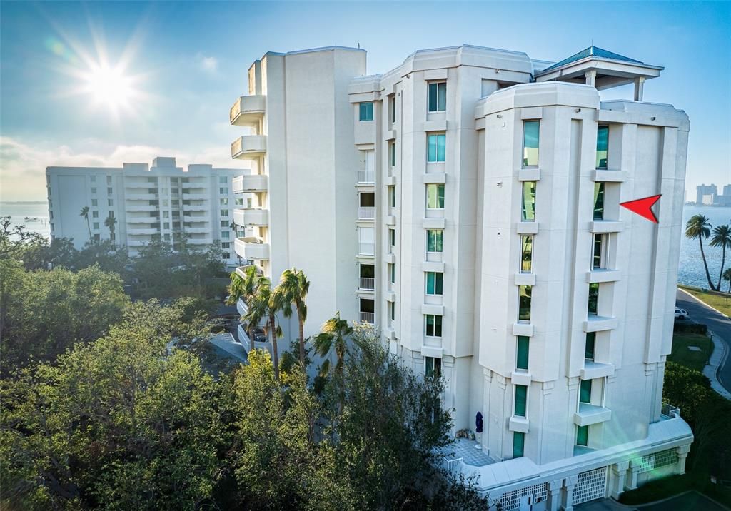 Exterior, Facade, Condo Building