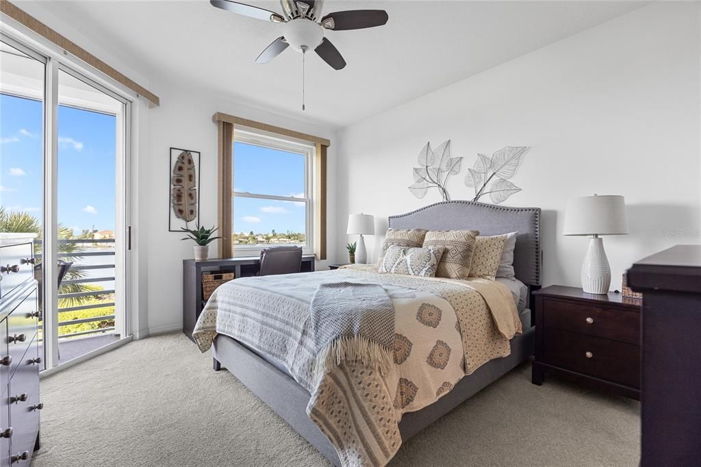 Bedroom, Interior, Water