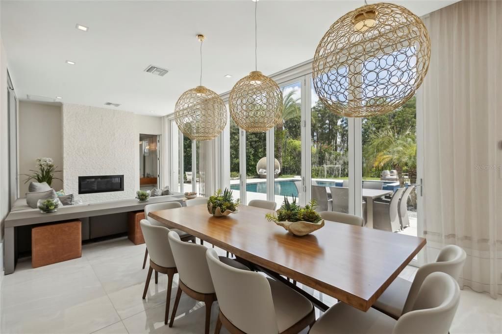 Dining room, Fireplace, Interior, Pendant Lights, Recessed Lighting