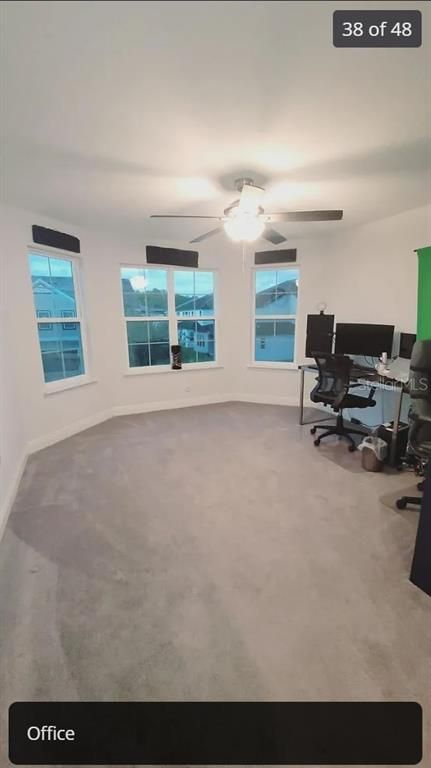 Home Office, Interior