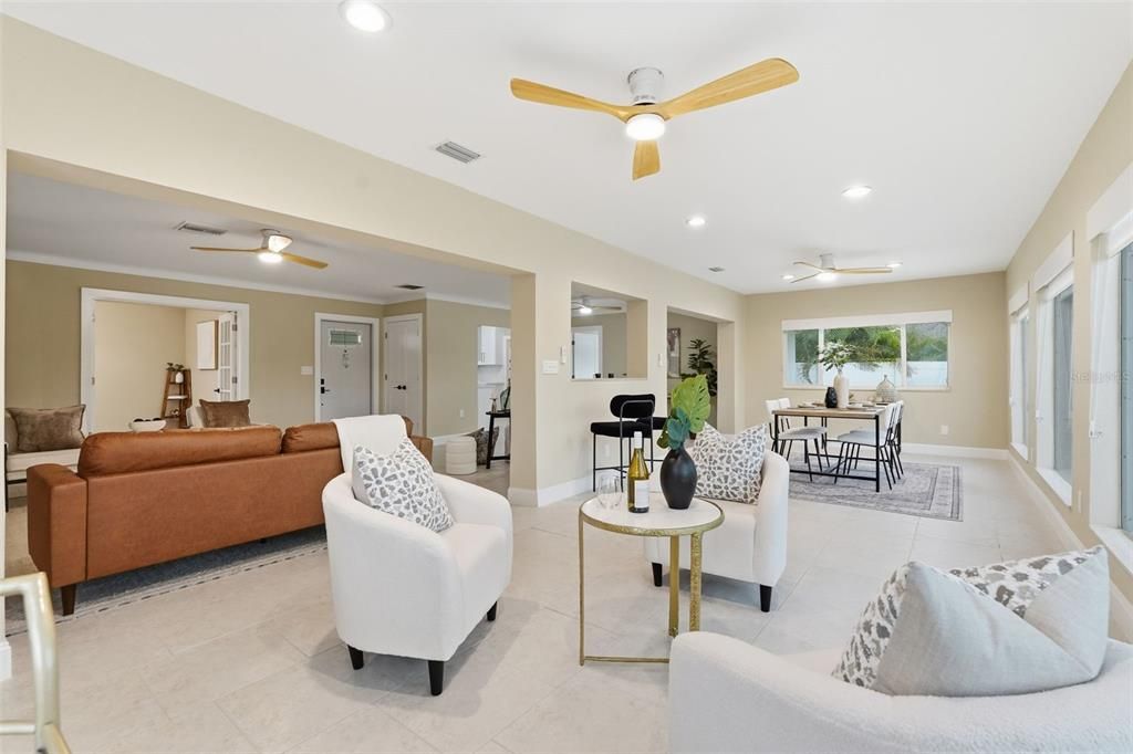 Dining room, Interior, Living room, Recessed Lighting