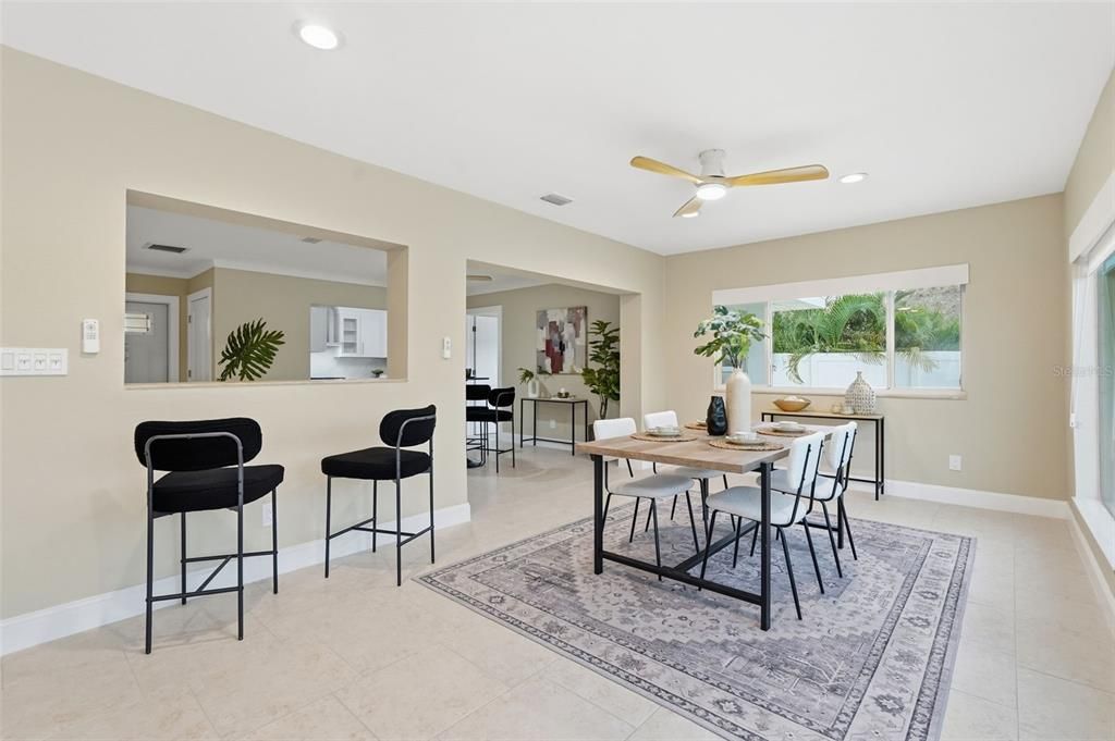 Dining room, Interior, Recessed Lighting