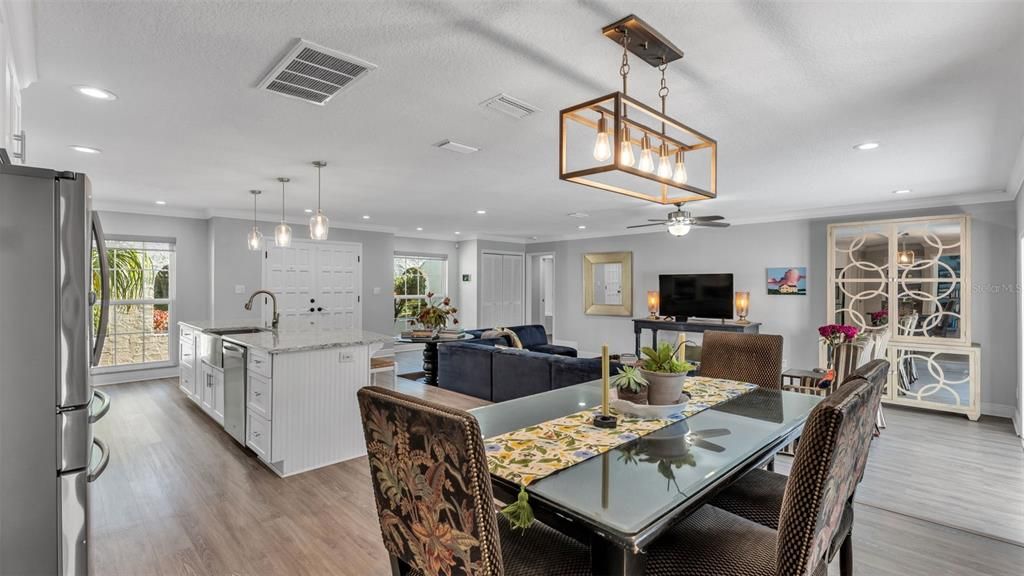 Dining room, Interior, Kitchen, Living room, Pendant Lights, Recessed Lighting, Wood Texture Flooring