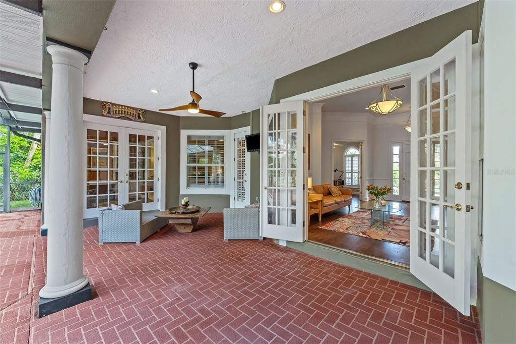 Exterior, Recessed Lighting