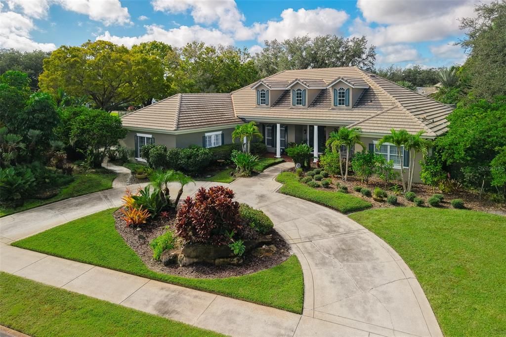 Exterior, Facade, French Provincial