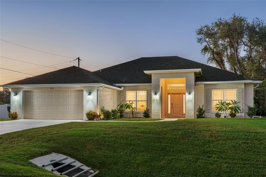 Attached, Backyard, Exterior, Facade, Ranch