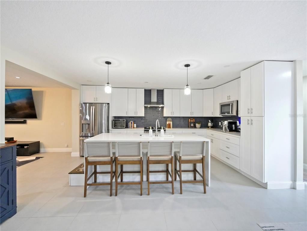 Interior, Kitchen, Pendant Lights, Recessed Lighting, Stainless Steel Appliances