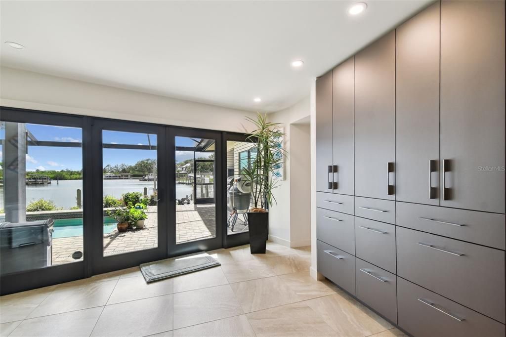 Interior, Recessed Lighting, Water