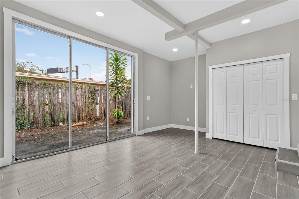 Empty room, Interior, Recessed Lighting, Wood Texture Flooring