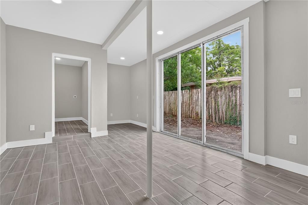 Empty room, Interior, Recessed Lighting, Wood Texture Flooring