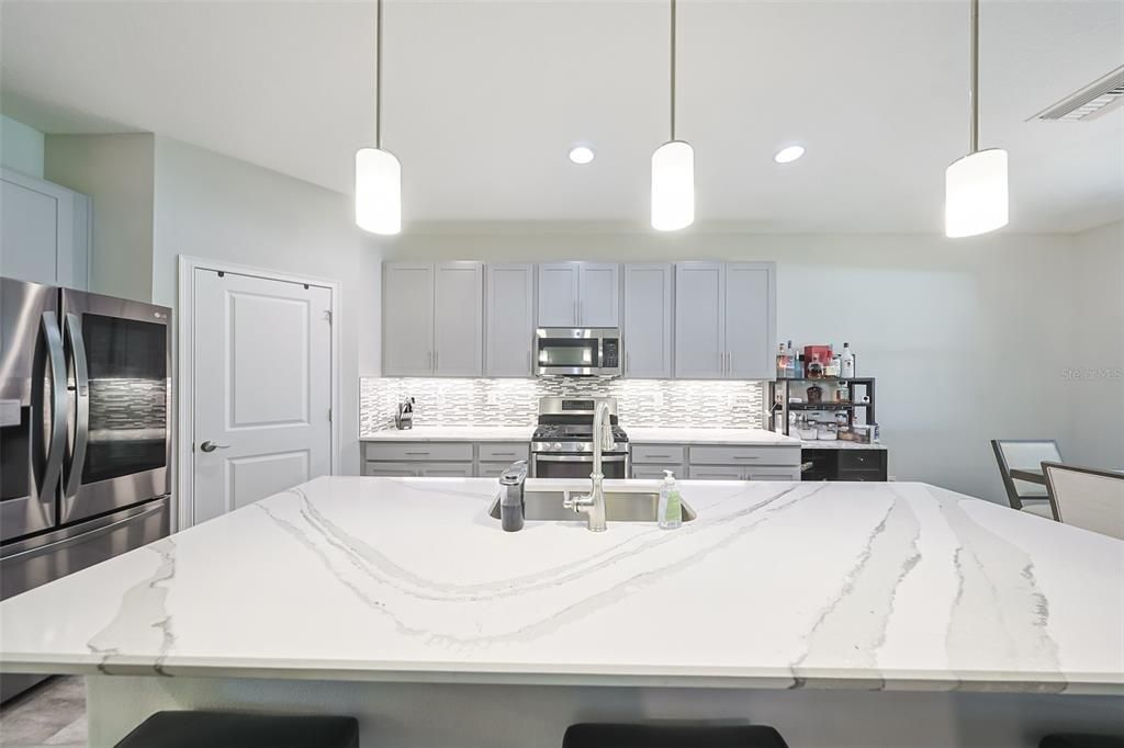 Interior, Kitchen, Pendant Lights, Recessed Lighting, Stainless Steel Appliances