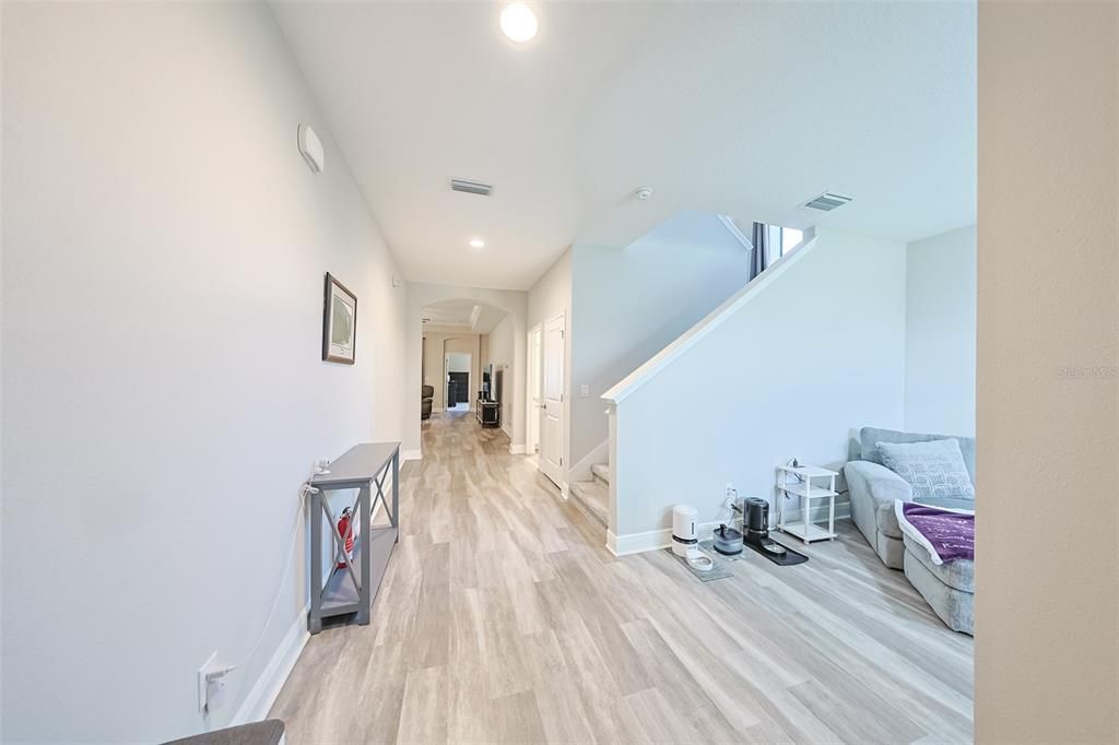 Interior, Recessed Lighting, Wood Texture Flooring