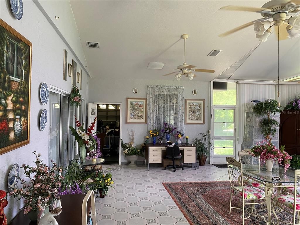 Dining room, Interior