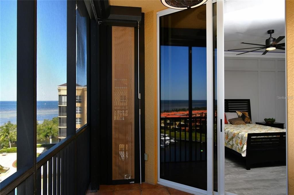 Bedroom, Interior, Water