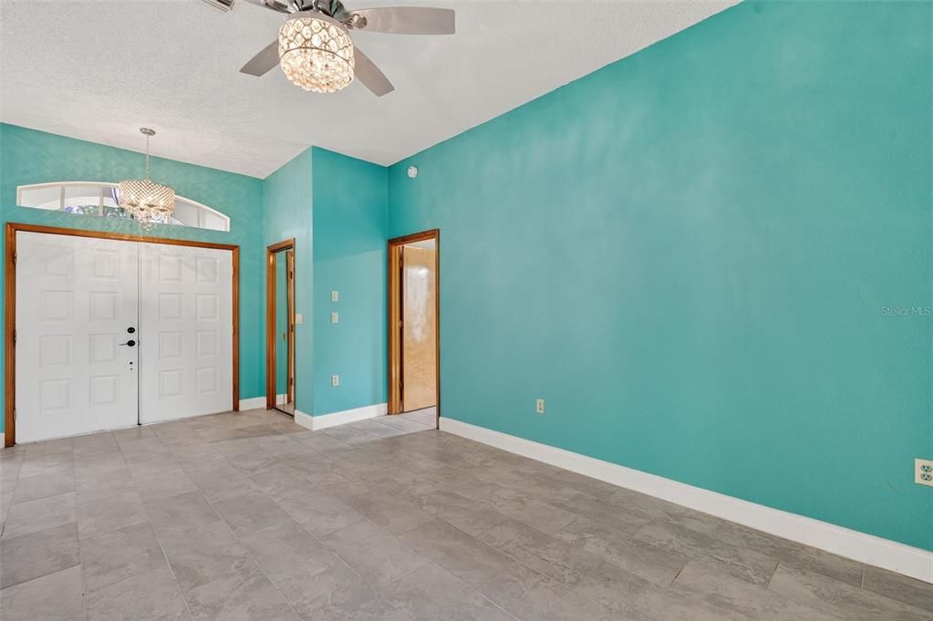 Chandelier, Empty room, Interior